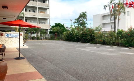 写真：駐車場